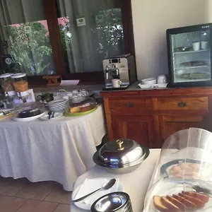 La Ginestra Chia , Domus De Maria Italia