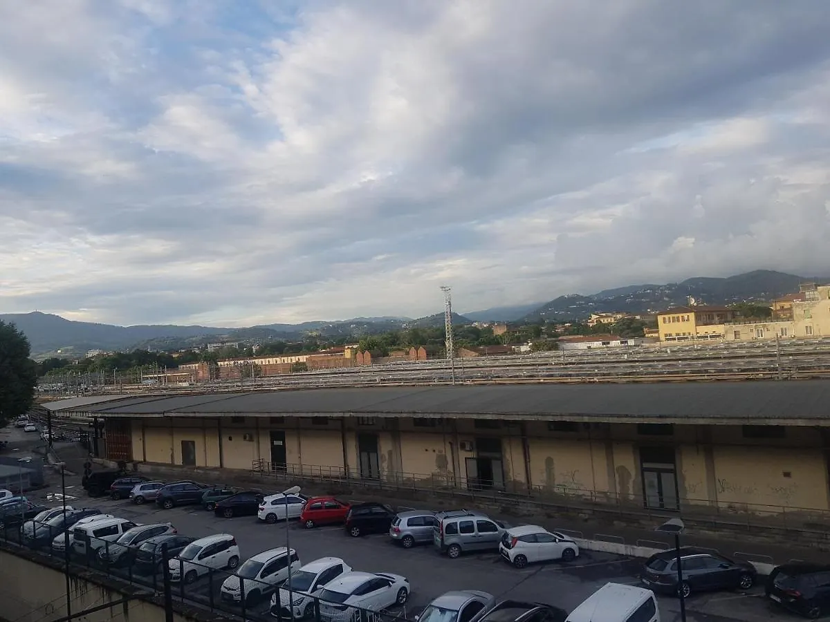 Florence Rooms Novella 0*,
